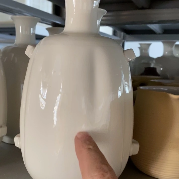 陶瓷艺术品及艺术壶