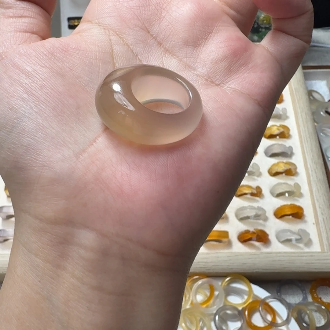 未镶嵌戒指玛瑙/玉髓730港11