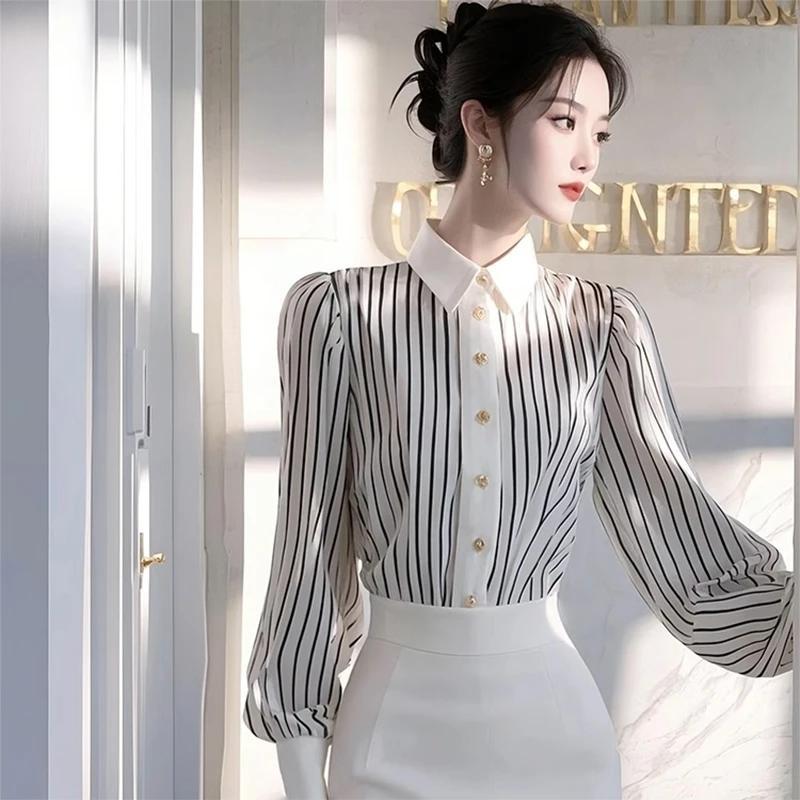 今年流行黑白条纹衬衫女2025春季新款小香风职业通勤洋气衬衣