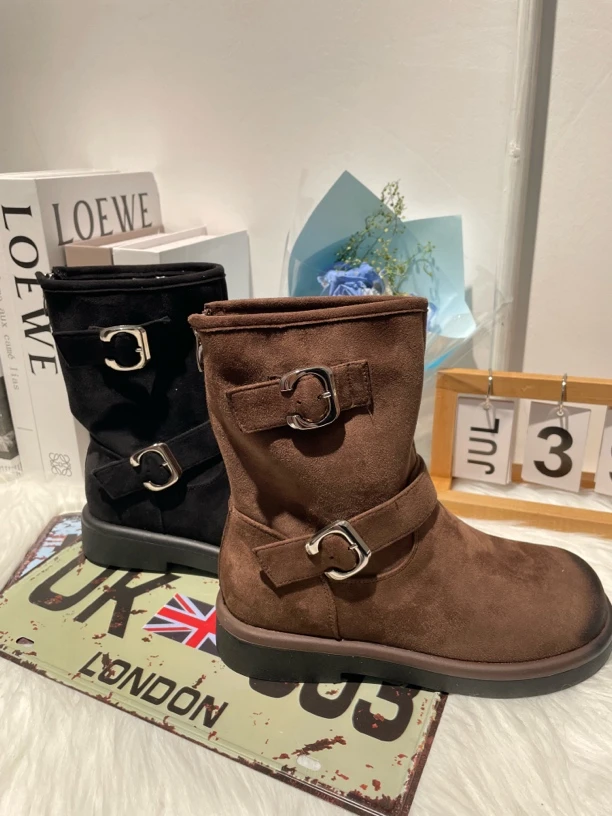 5707时尚厚底内增高中筒马丁靴女机车圆头西部短靴粗跟短筒绒面