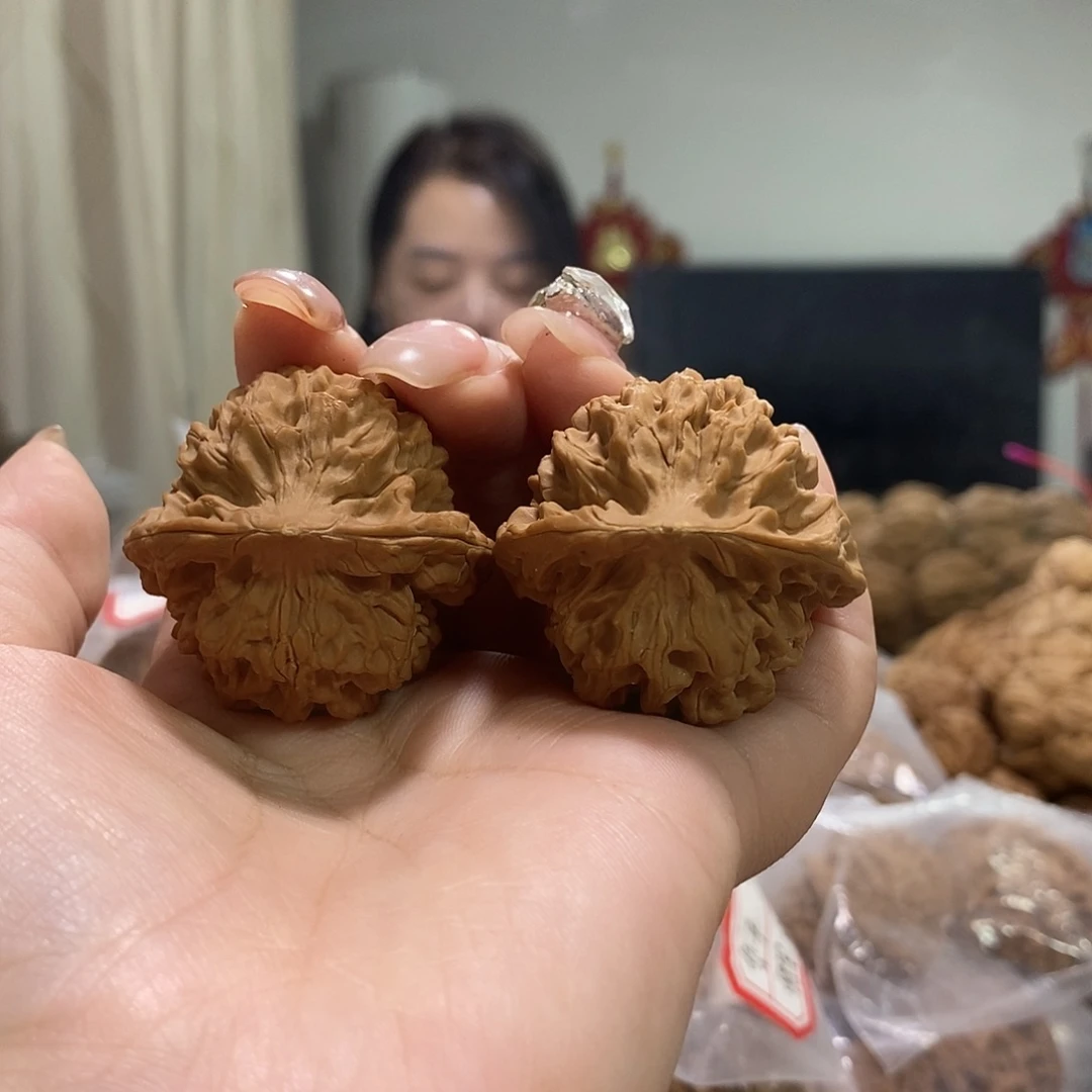 把件文玩核桃笙*?38秦闷尖有瑕疵不退不换