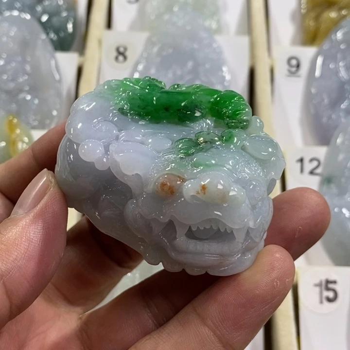 颈饰未镶嵌翡翠皮休