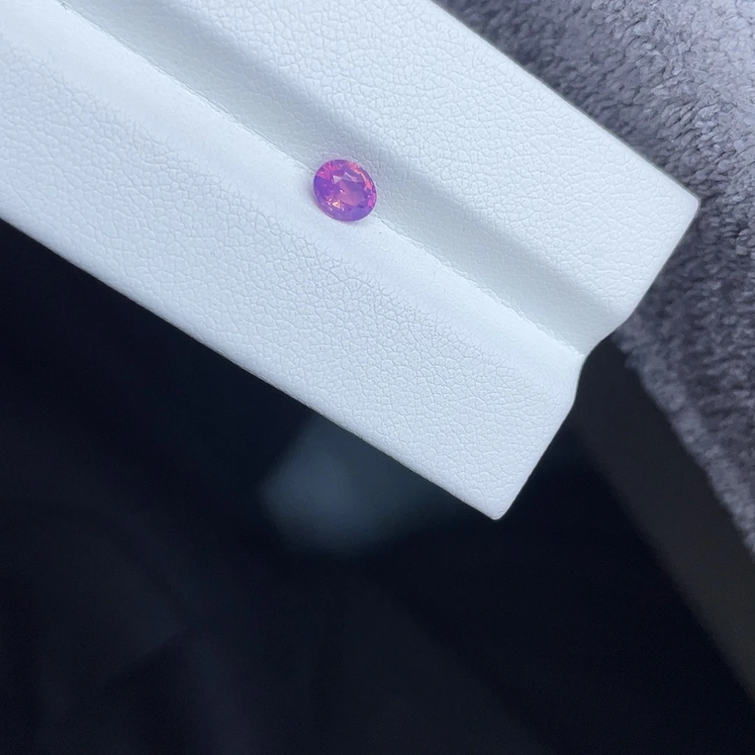 蓝宝石裸石0.63Ct