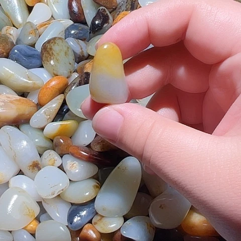 和田玉（糖玉）未镶嵌颈饰8.1克