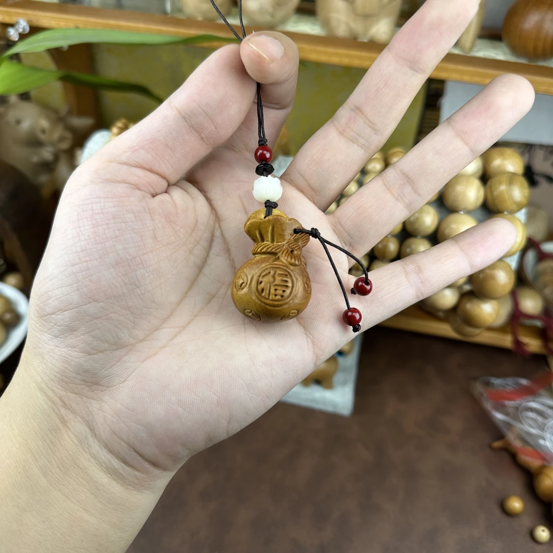 泰山桃木挂件正宗桃木钥匙扣手机绳福袋随身挂件桃木女士饰品护身