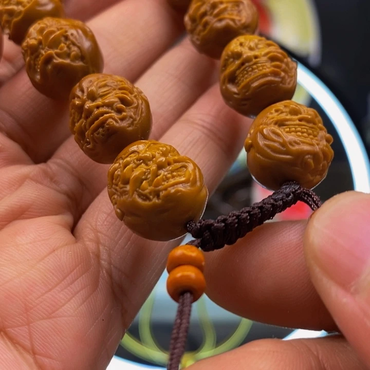 吊坠橄榄核欢欢欢欢欢欢不欢欢伯伯伯伯