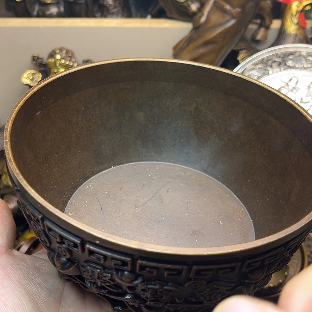 精美铜器工艺品等