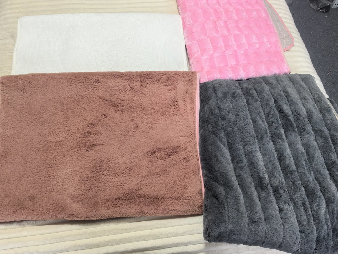 小华约70*200起多色毛毛沙发垫不挑发1