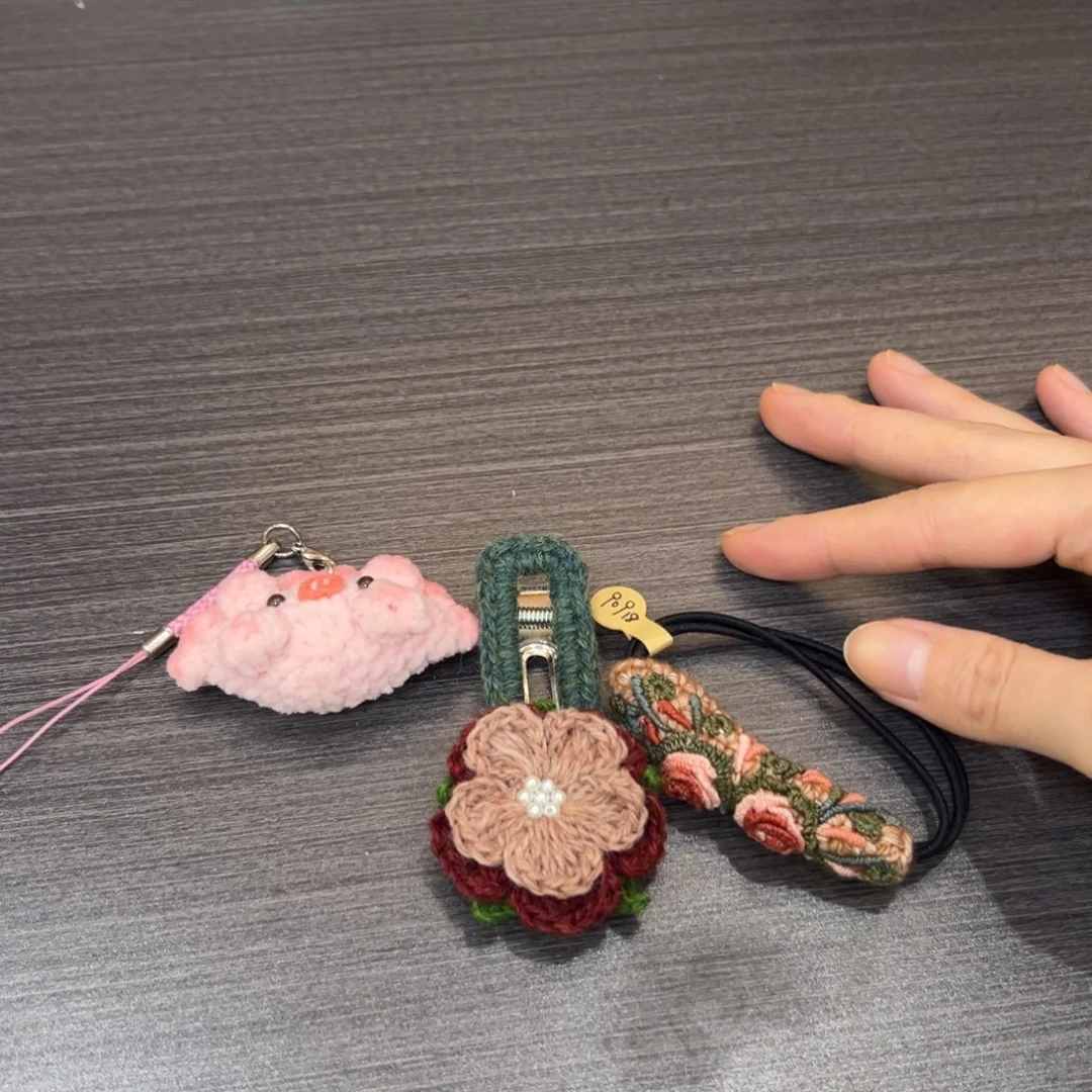 毛绒钩织刺绣手工包包玩偶居家用品