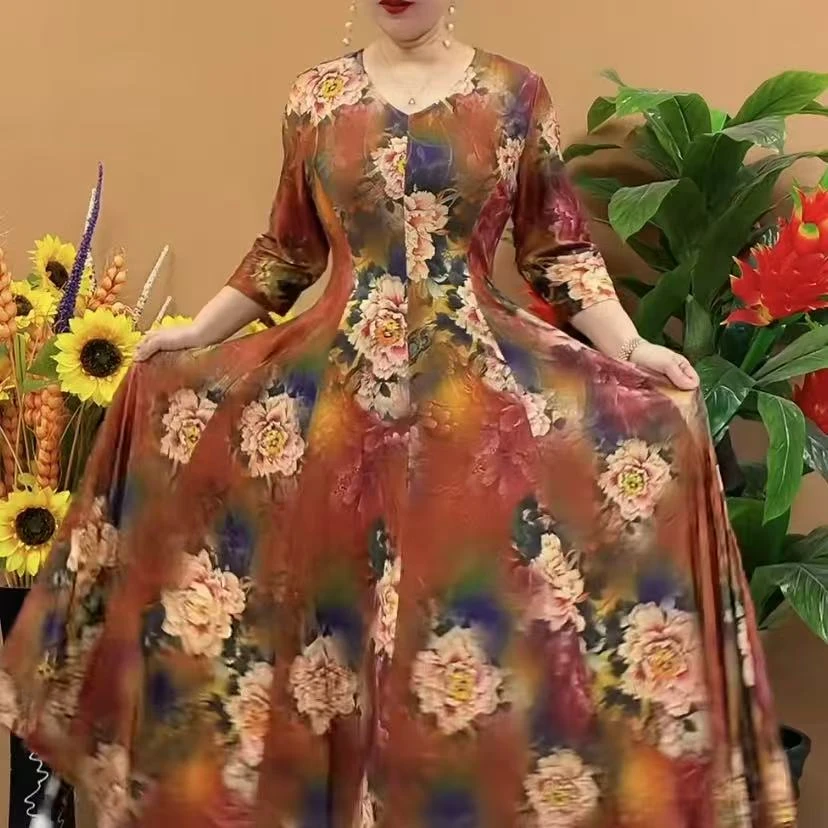 春夏新款显瘦弹力连衣裙