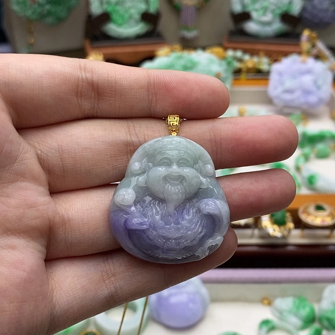 翡翠18K金镶嵌颈饰吊坠