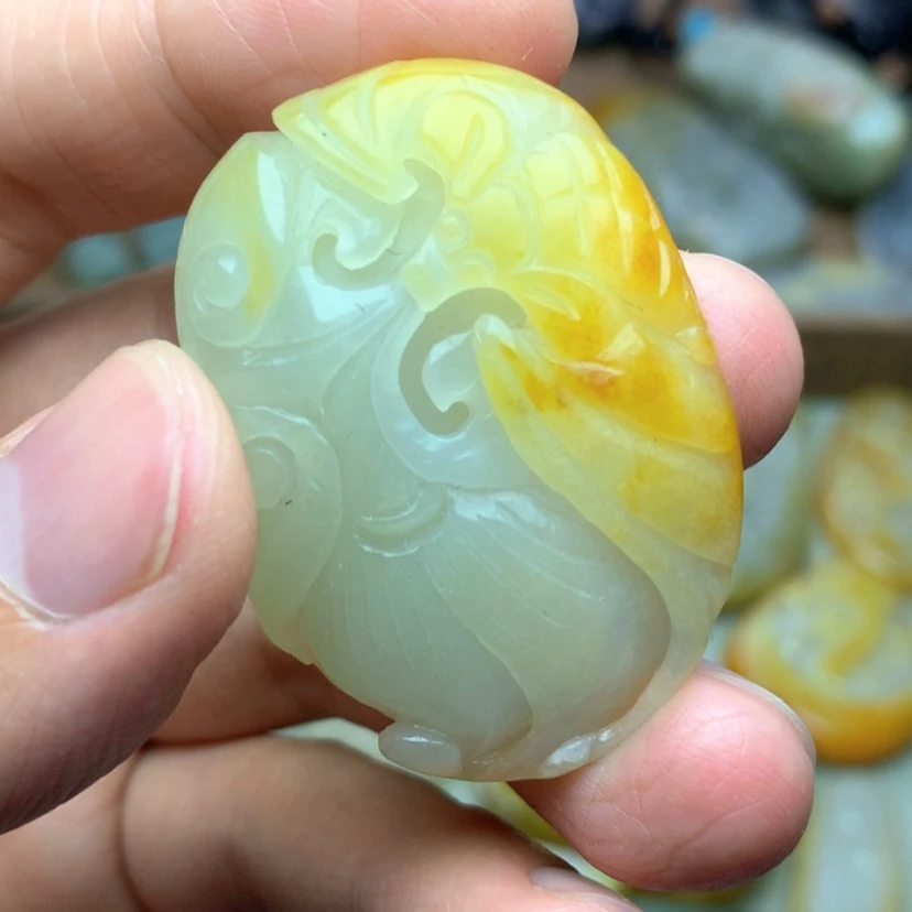 【闪购商品】颈饰未镶嵌和田玉