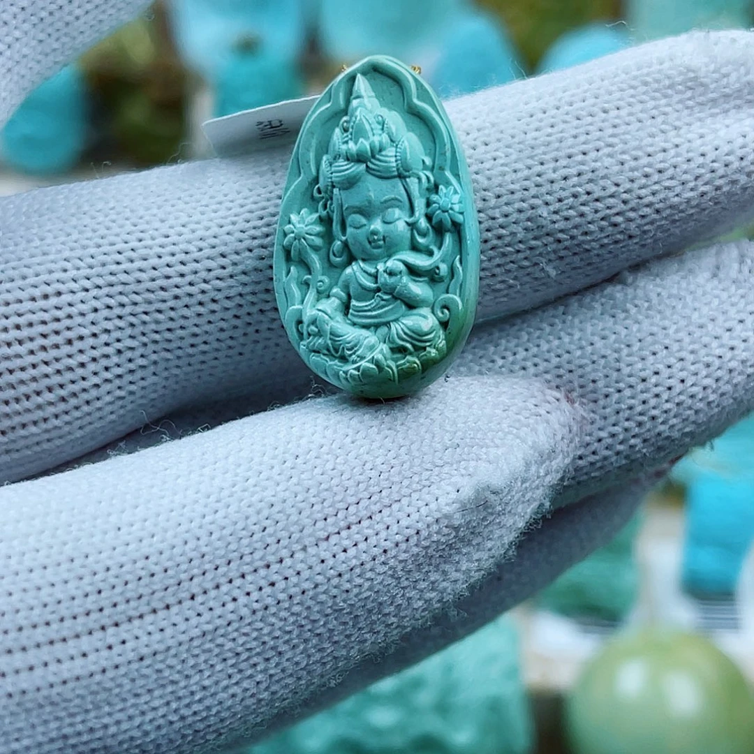 绿松石未镶嵌珠宝奇石