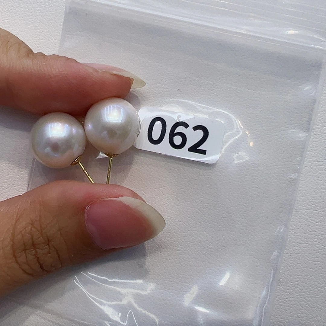 18K金镶嵌耳饰淡水珍珠