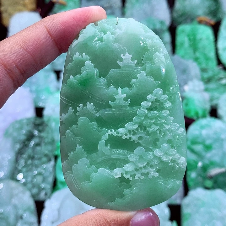 翡翠未镶嵌吊坠(不含链)