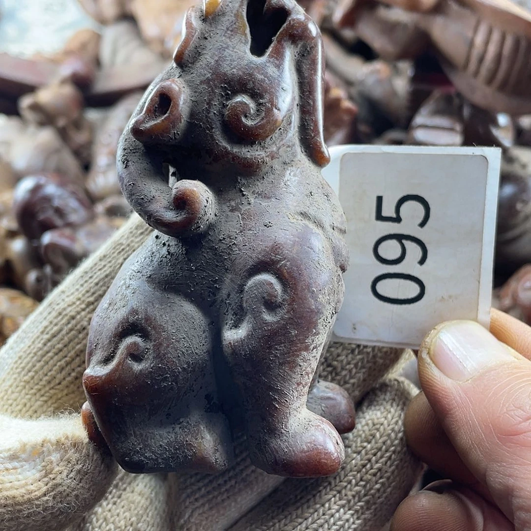 和田玉（糖玉）未镶嵌挂件