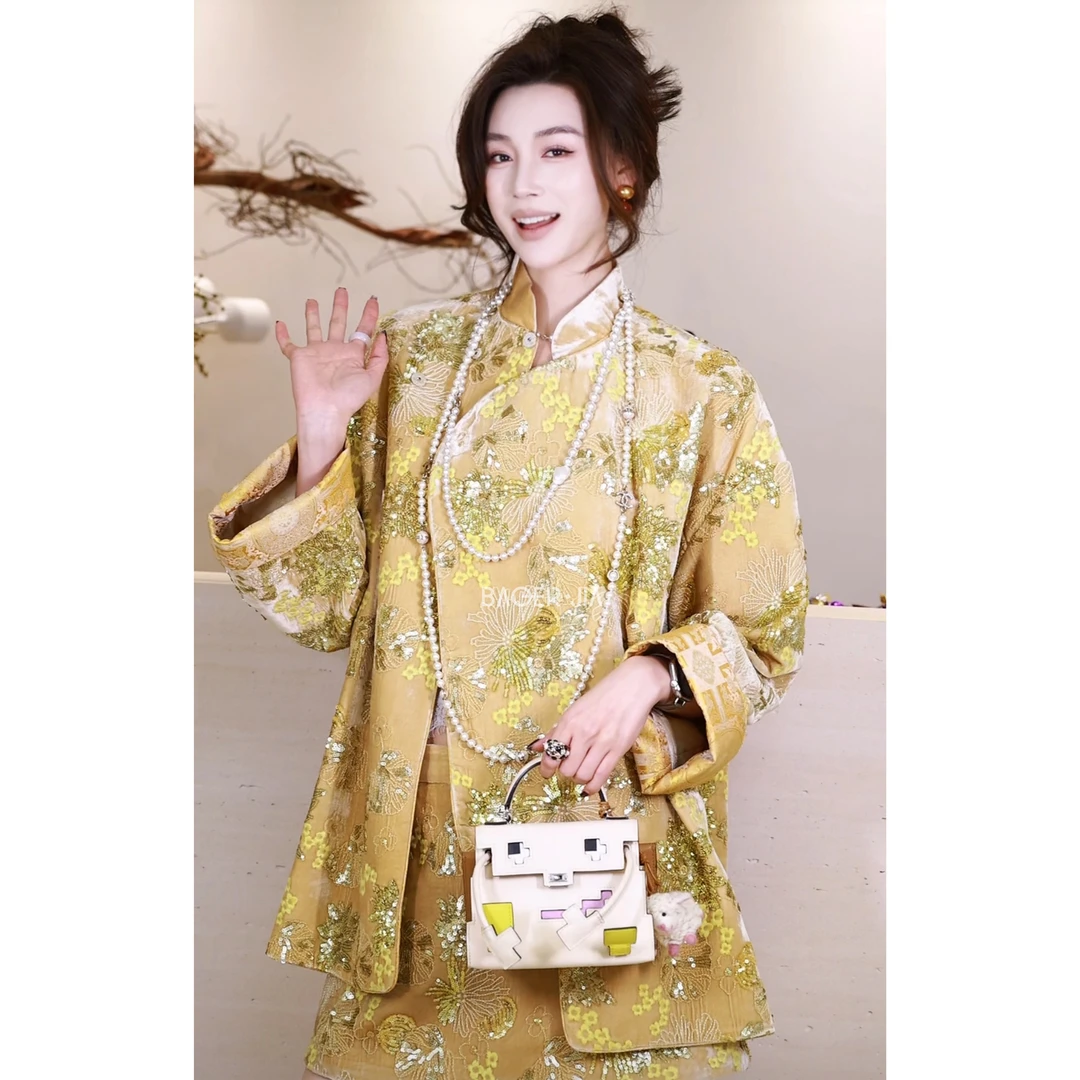 16-宝儿家含幂BA151526101早春款国风重工亮片刺绣袖口织锦缎外套