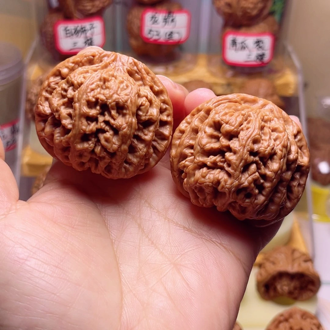 文玩核桃吊坠49尺大粗筋