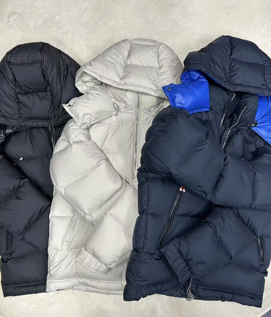 M27蒙老板喜欢穿的男士3色连帽帽羽绒服