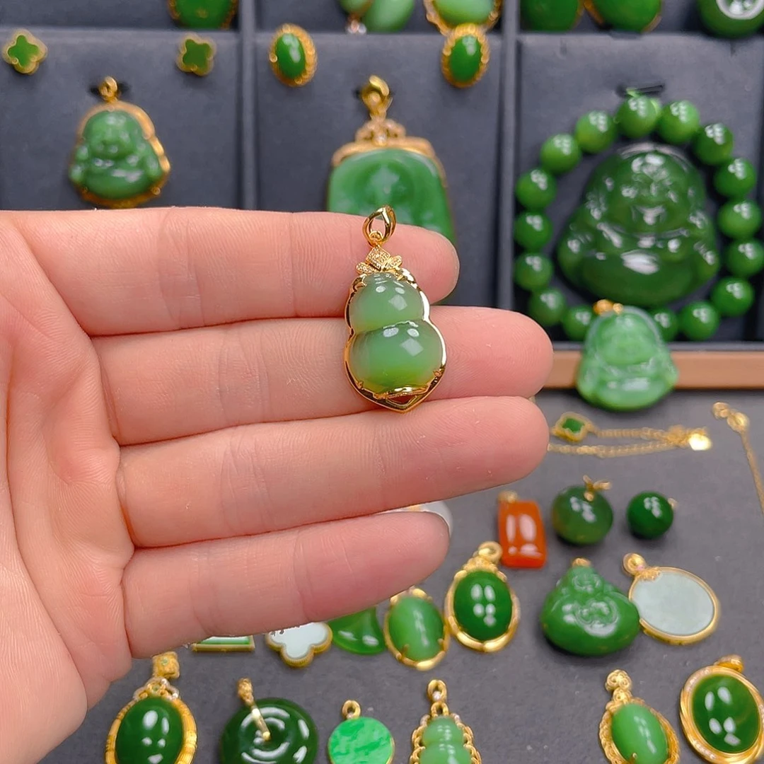 和田玉（碧玉）18K金镶嵌吊坠(不含链)
