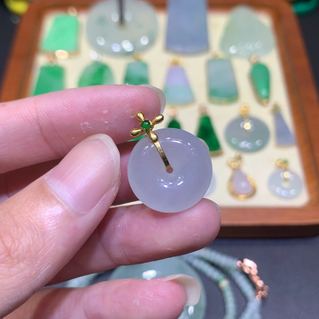 翡翠18K金镶嵌吊坠(不含链)