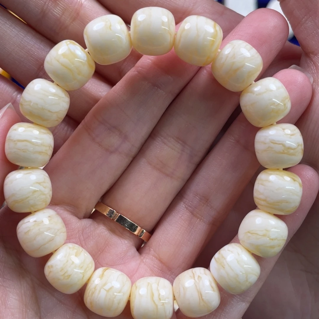 琥珀未镶嵌裸石琥珀蜜蜡