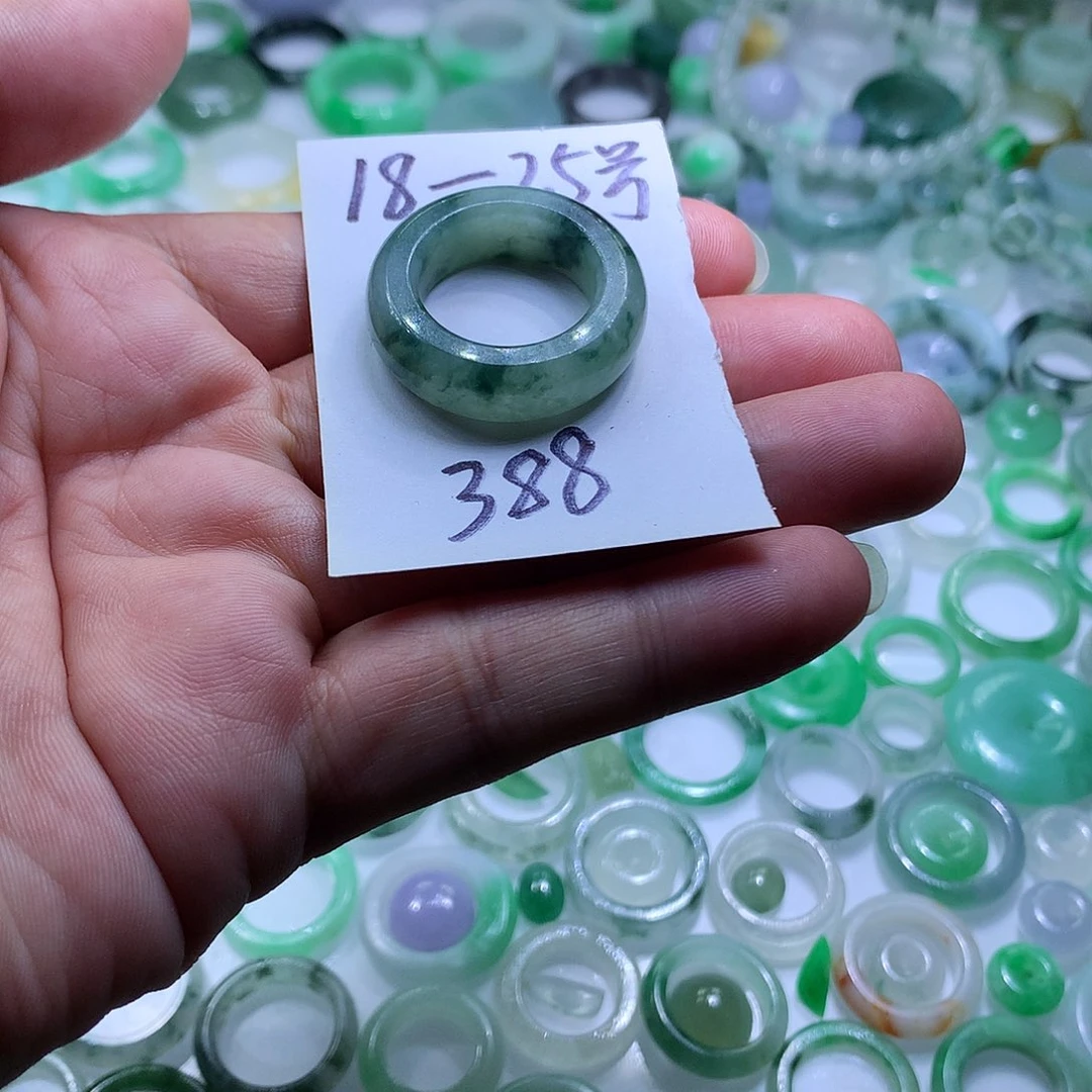 未镶嵌定制翡翠翡翠