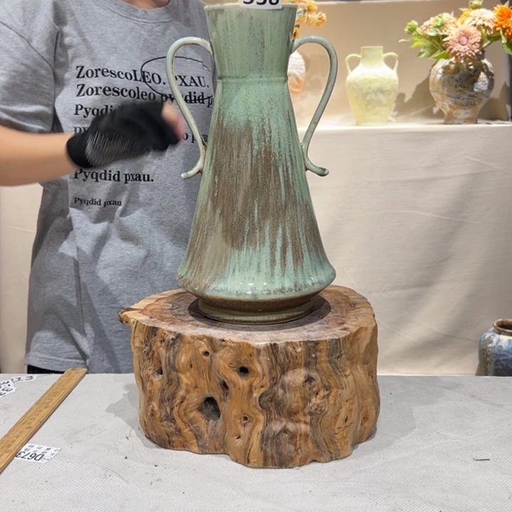 338华庭街上釉色彩