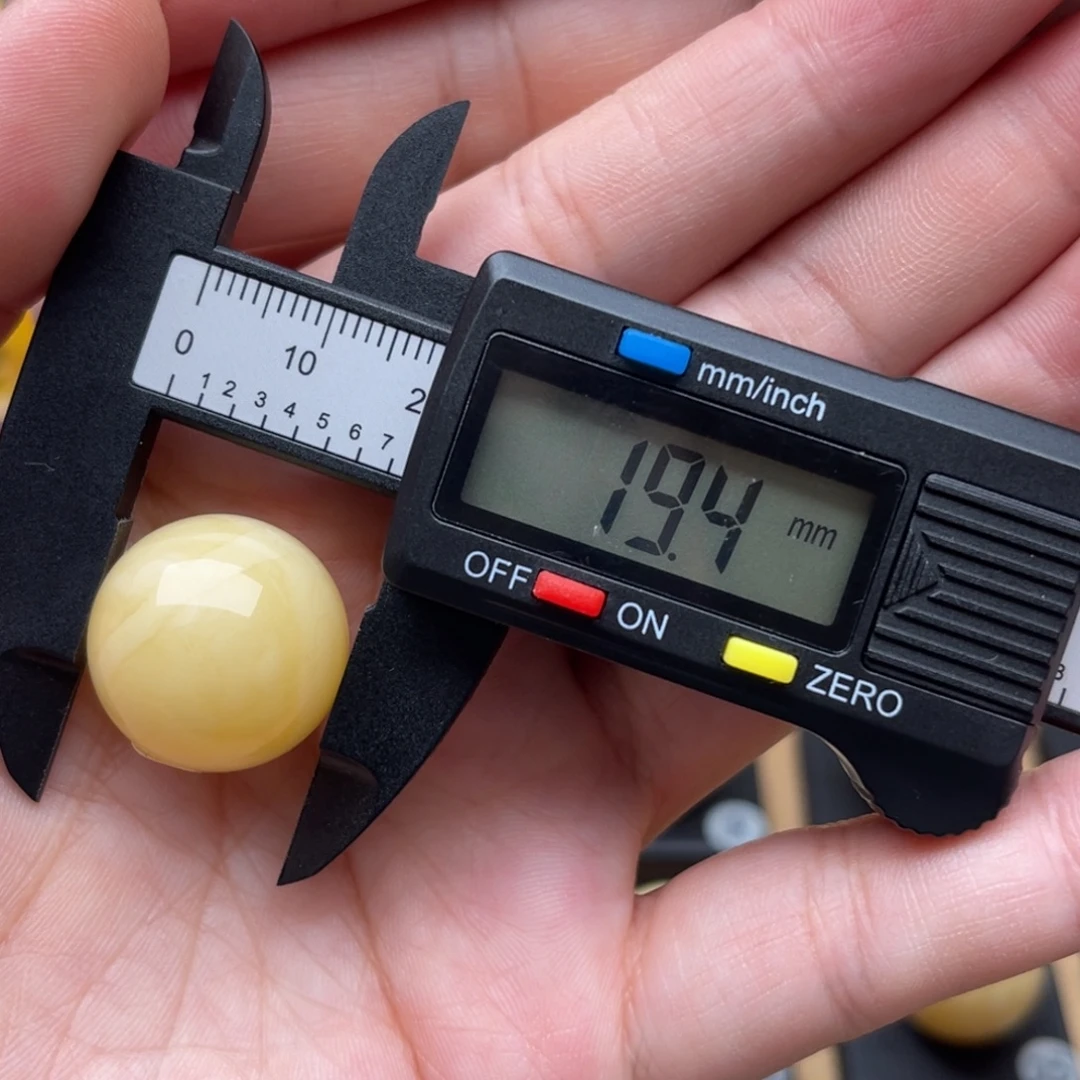 琥珀未镶嵌裸石蜜蜡圆珠梦微瑕