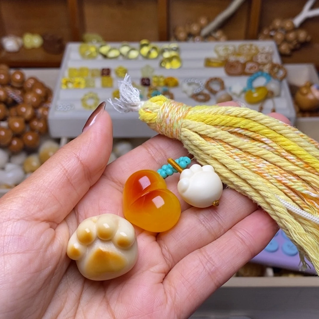 猴头核桃吊坠爱心猫爪绿卡小猫爪金桂流苏