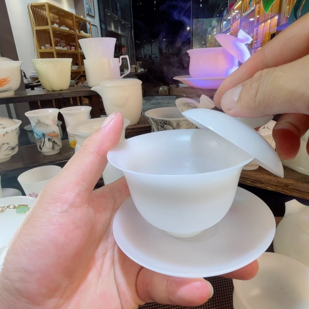 蓝***云手绘的小卡也是我的最喜欢的了