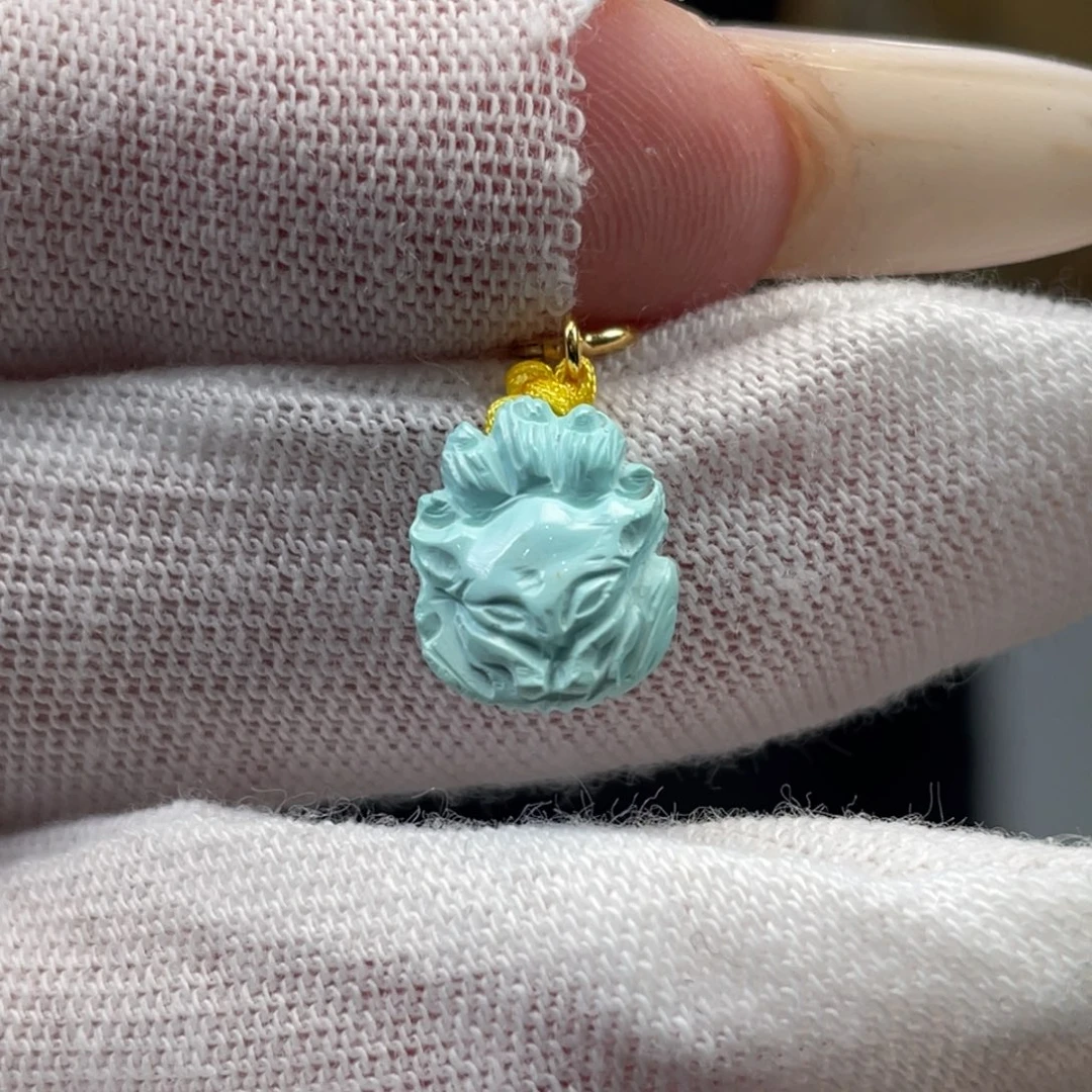 绿松石未镶嵌挂件