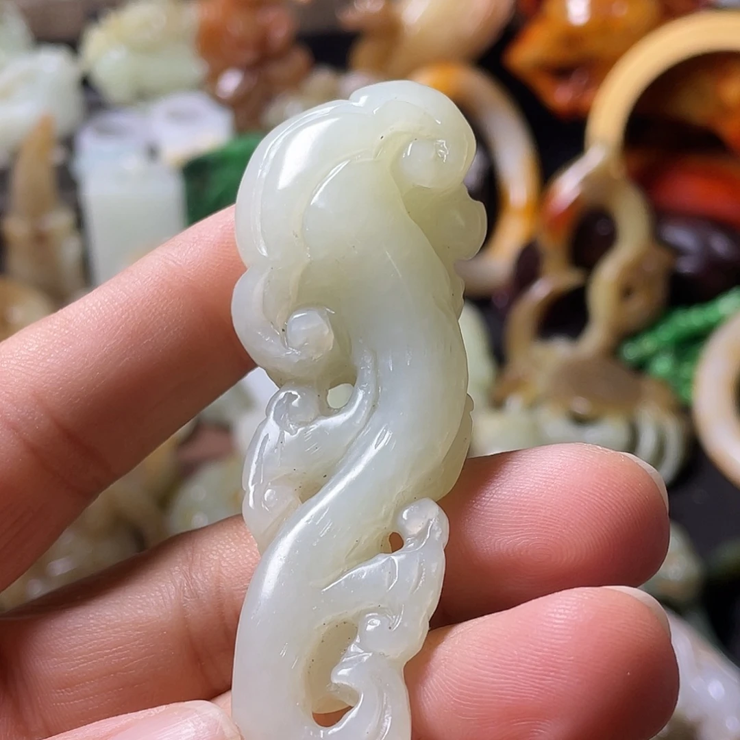 和田玉（糖玉）未镶嵌颈饰