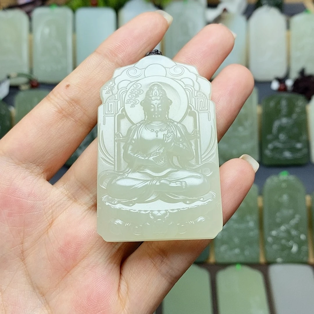 【闪购商品】颈饰未镶嵌和田玉