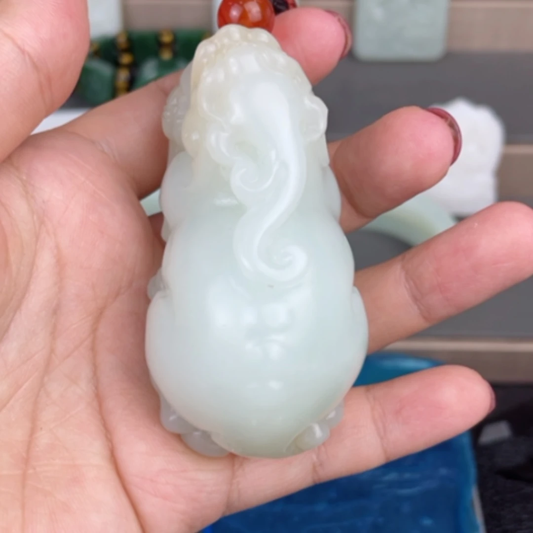 【闪购商品】颈饰未镶嵌和田玉