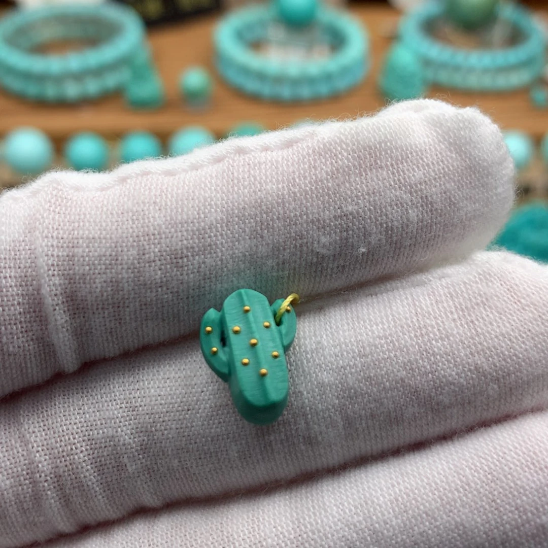 绿松石未镶嵌珠宝奇石