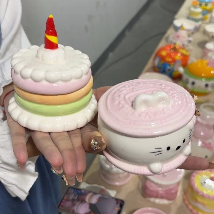 在这一年里我们一起加油紫砂