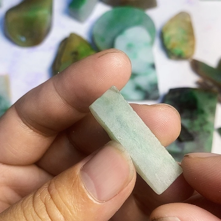 翡翠散珠天然翡翠A货挂件