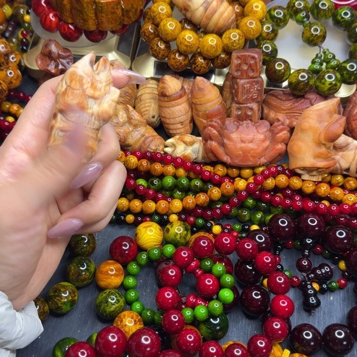 松木琥珀木文玩手串