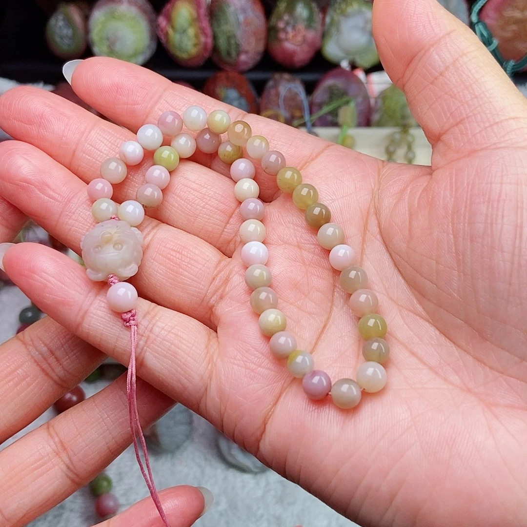 未镶嵌石英质玉（盐源）珠宝半成品