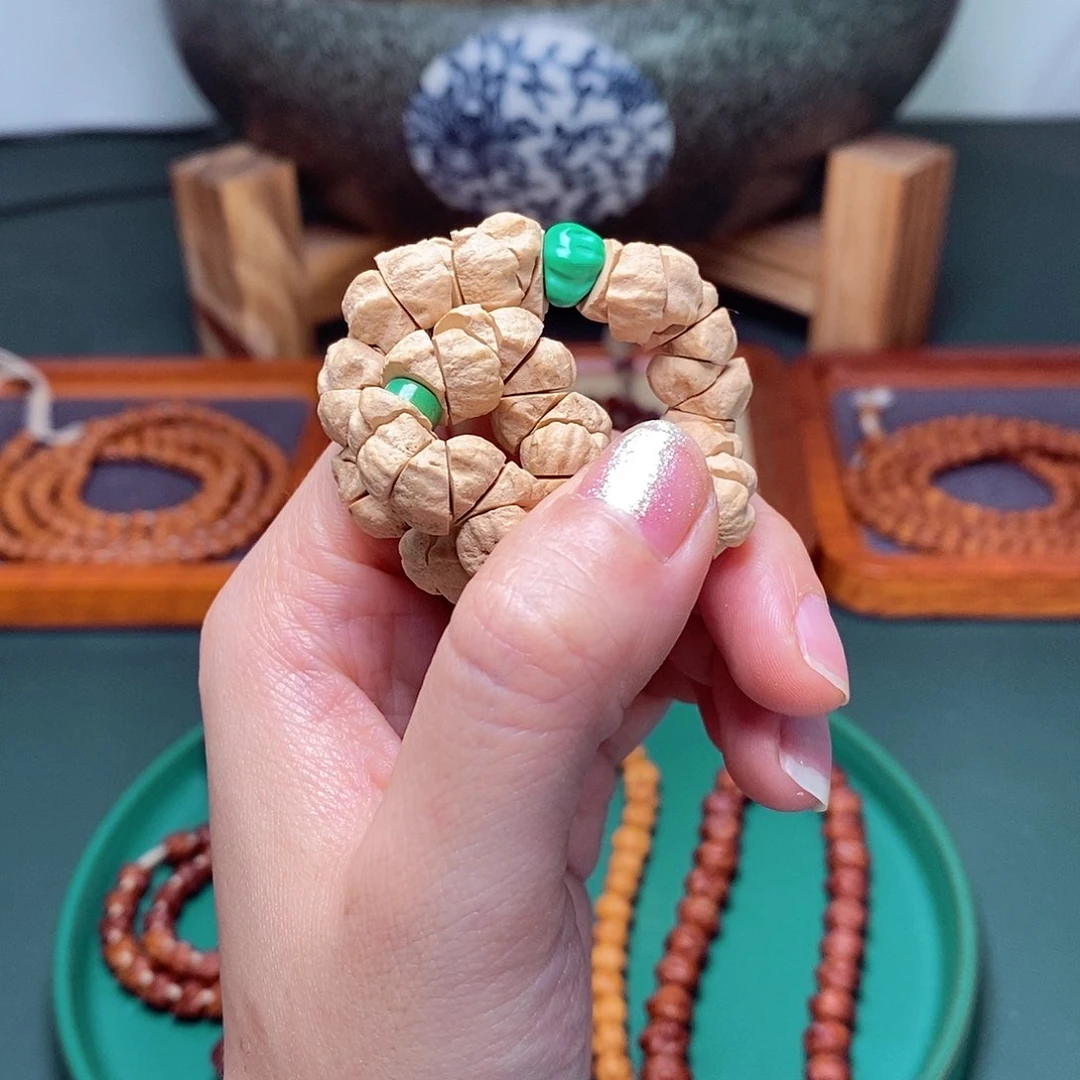 柏香籽/百香籽吊坠225肠9➕配松