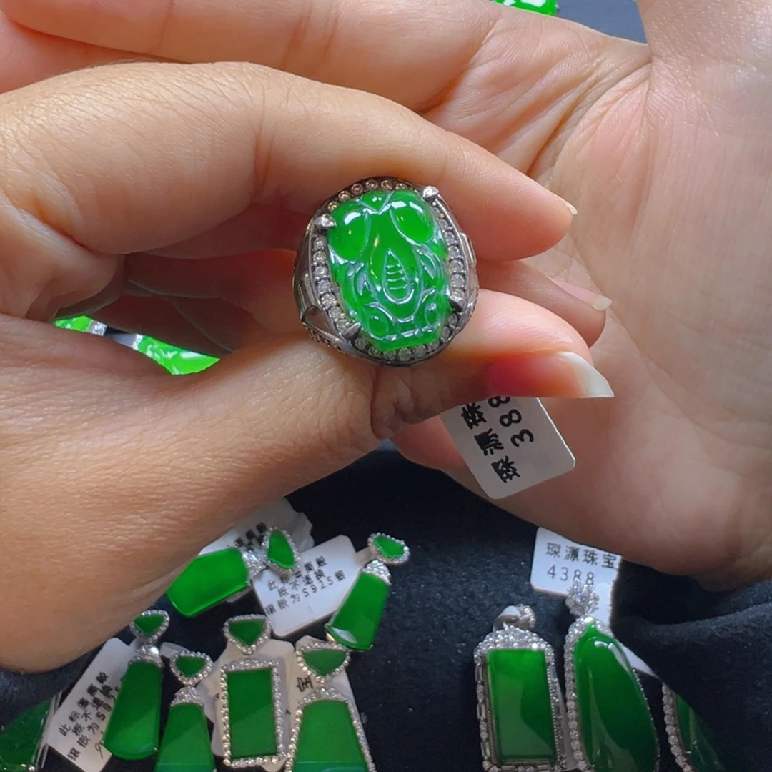 翡翠银S925镶嵌颈饰