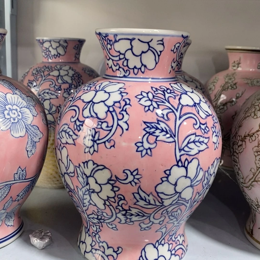 【闪购商品】摆件粉色石榴花瓶，微瑕……