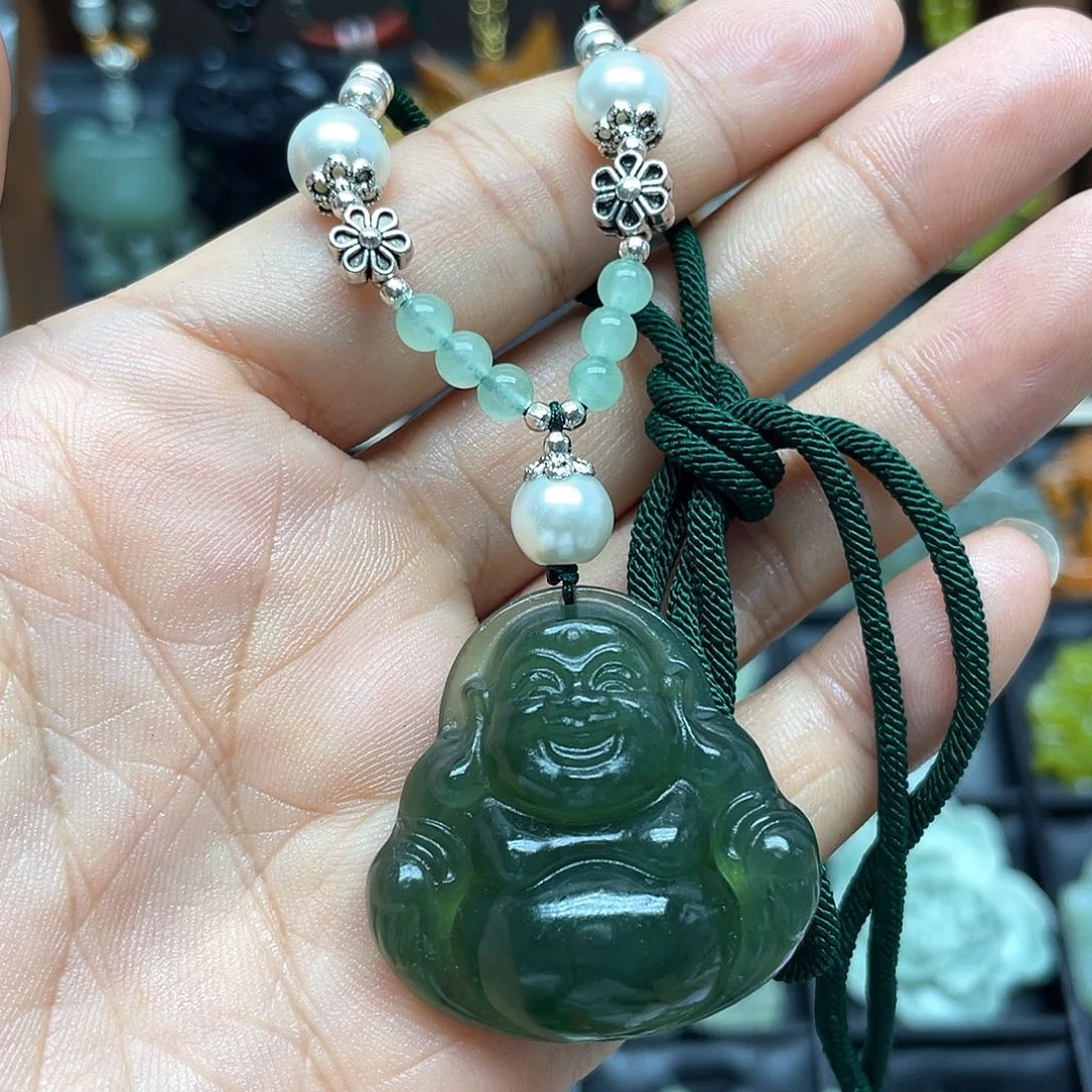 蛇纹石玉未镶嵌颈饰