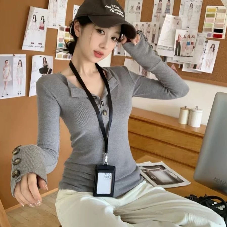 辣妹设计感亨利v领纽扣百搭长袖正肩T恤打底衫秋冬收腰显瘦上衣