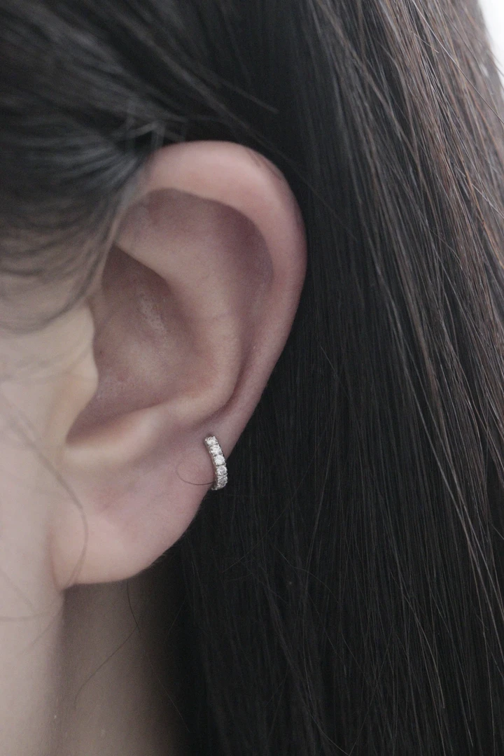 18K金真钻前后排钻耳软骨扣耳骨扣天然南非真钻 前后都有钻浪漫