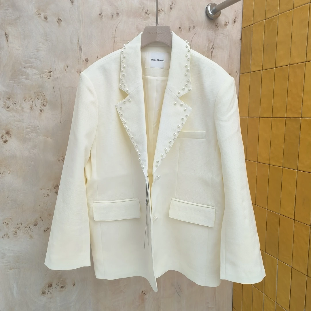 THREE GOOOD/三吉【放价了】百搭珍珠轻奢气质西装外套 DW240021