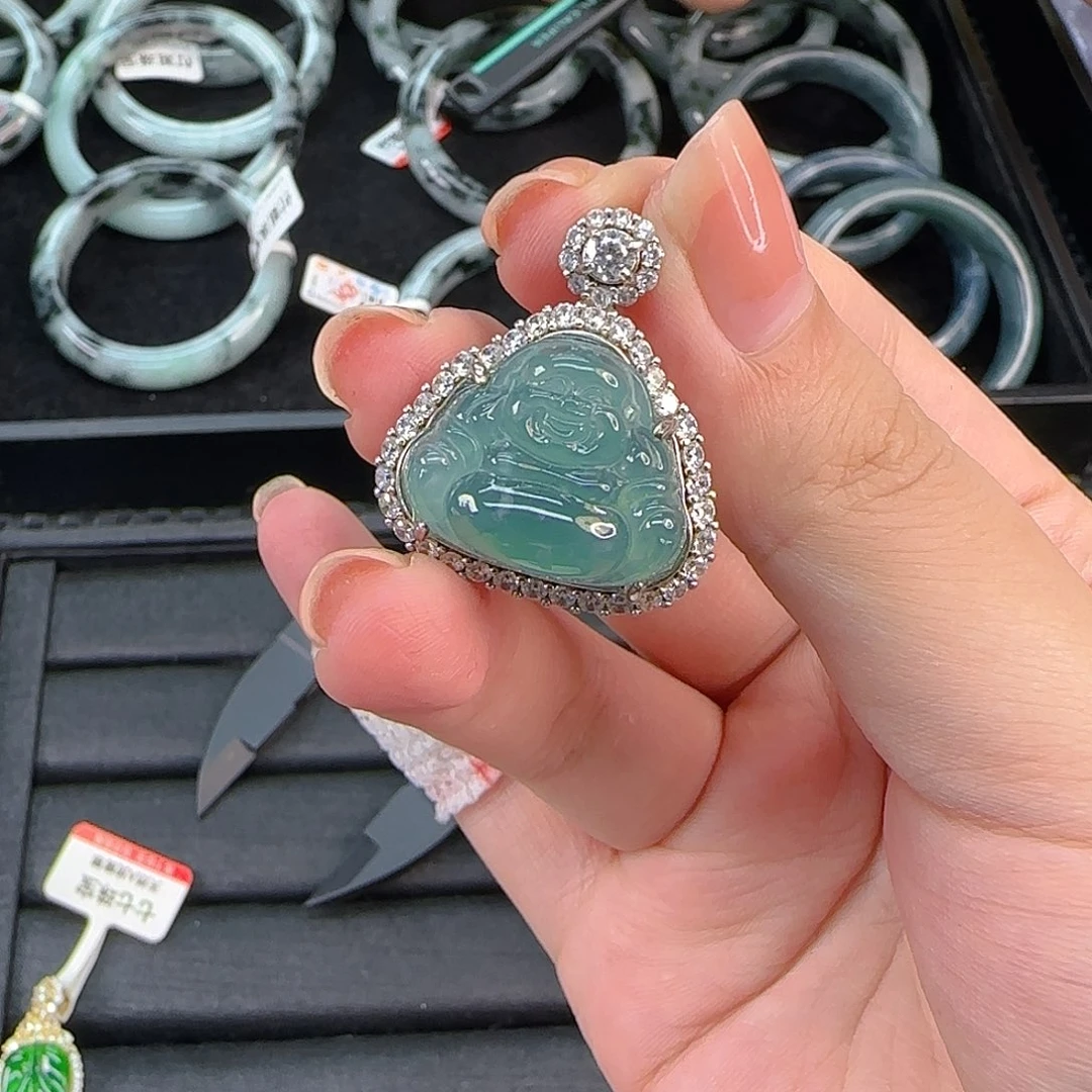 翡翠银S925镶嵌颈饰蓝水佛公卡28