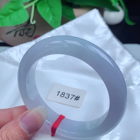 翡翠手镯未镶嵌      正圈55 冰紫罗兰