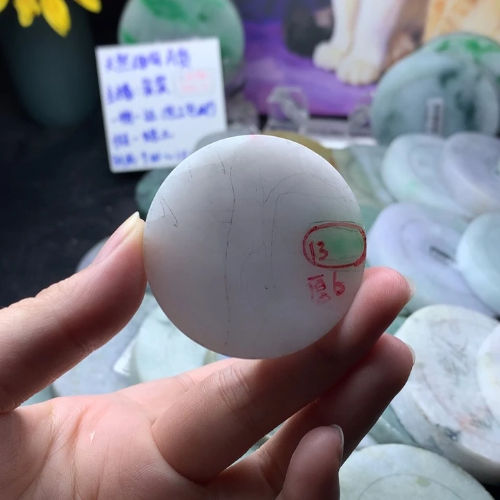 定制翡翠未镶嵌手镯